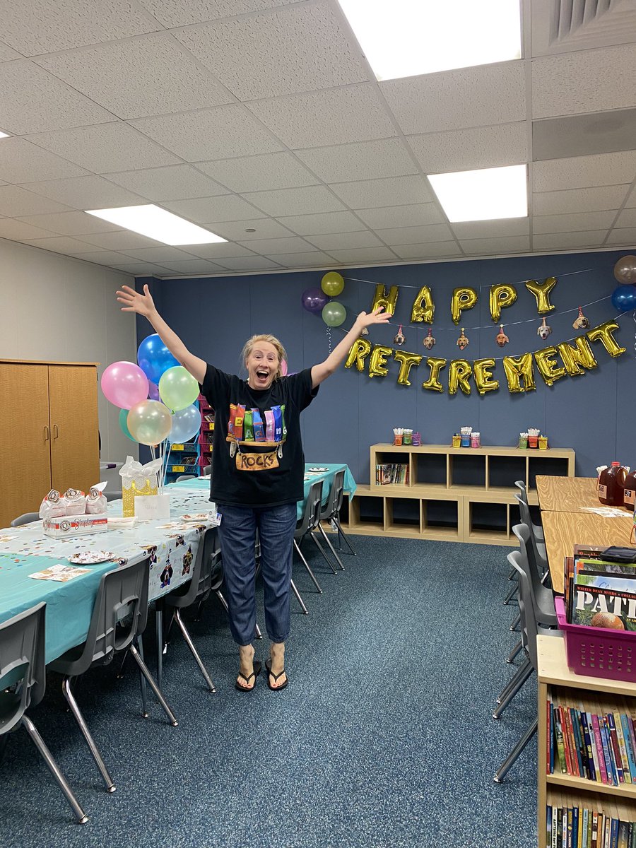 katrinamyang's tweet photo. Celebrating one of @SampsonElem’s finest this morning. We will miss you more than words can say Mrs. Garcia! https://t.co/eoh5UMLXd4