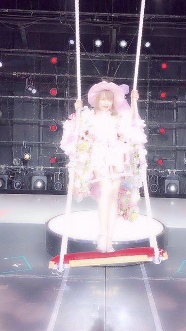 小宮山せりな’s pics and videos