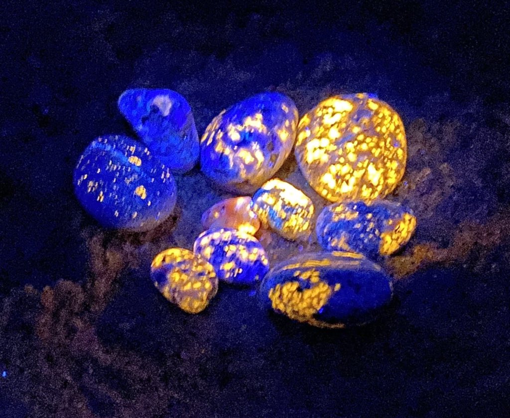 wxlada's tweet photo. The hunt for #Yooperlites was a success!! https://t.co/xW7lVOqjLF