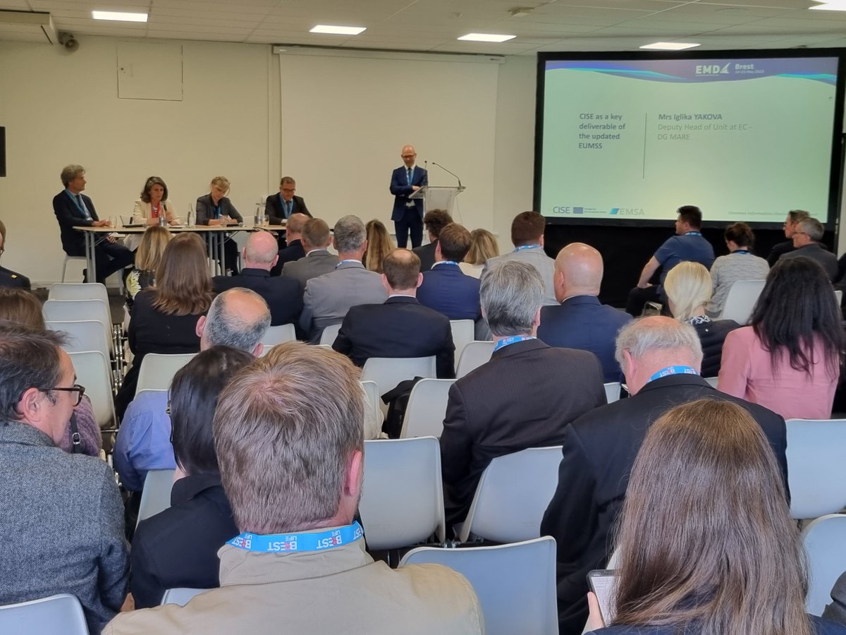 EMSA_EU's tweet photo. We’re excited to start the #CISE workshop at #EMD2023 in Brest!

Together with @EU_MARE &amp; @CISE_ALERT we’ll look at the benefits of connecting different 🇪🇺 &amp; EEA maritime surveillance systems through CISE and what are the next steps! ⚓️ℹ️🔄

#maritime #informationsharing https://t.co/xlPbRDgzi5