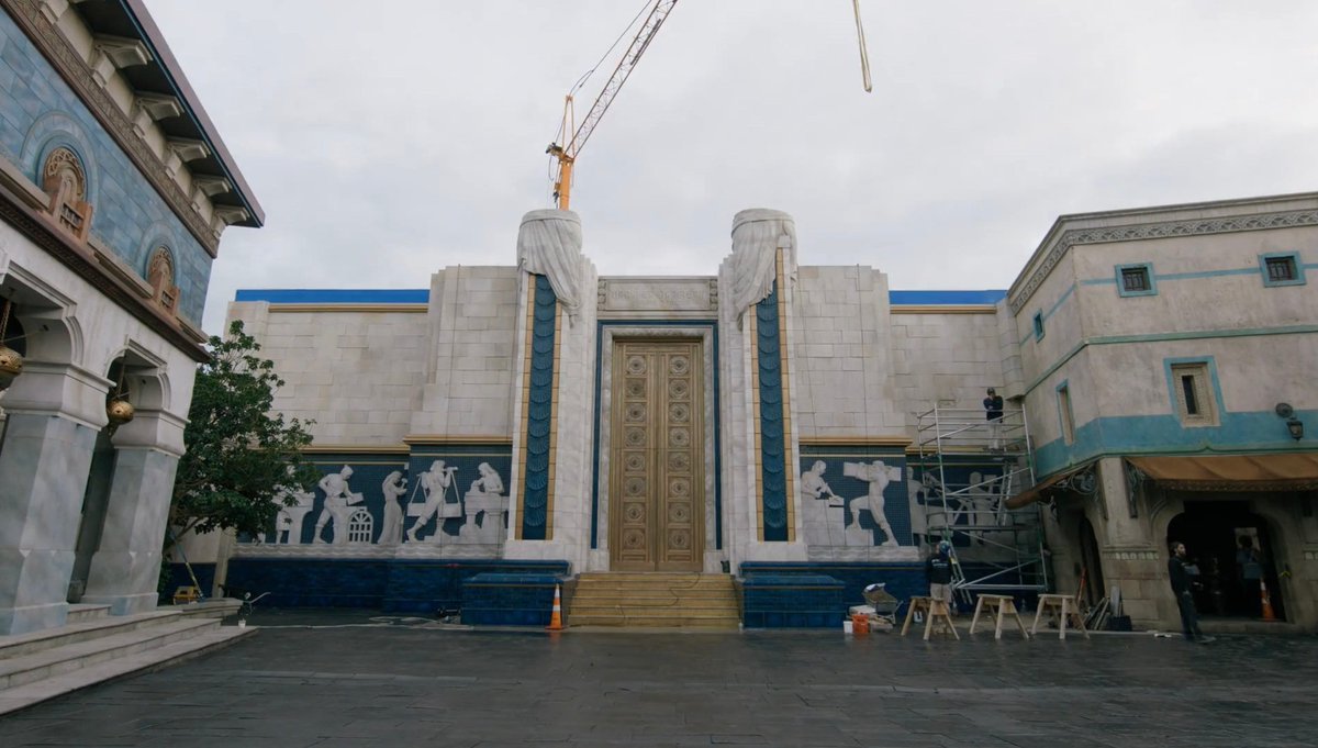 DailyRoP's tweet photo. The sheer scale of the Númenor set that was built for Season 1 is mindblowing
#TheRingsOfPower https://t.co/A7Qxhx4Yl1