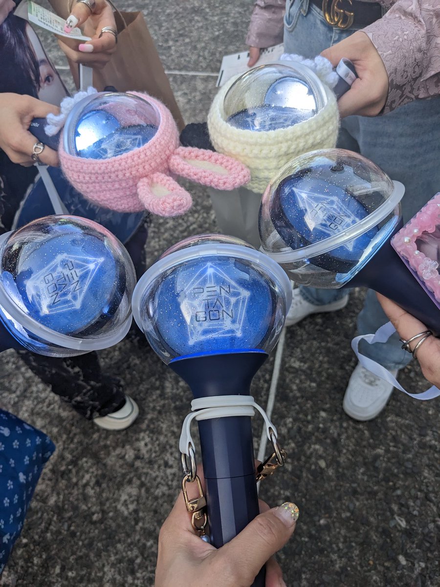 n_nv1128's tweet photo. @yukiii08180 
@Natuki12110123 
ありがとう🫶✨
また会おうね🍀
#PENTAGON #펜타곤
#PTG_2023_FAN_CONCERT
#UNIVERSE_君への詩 https://t.co/xwhaofTMuR