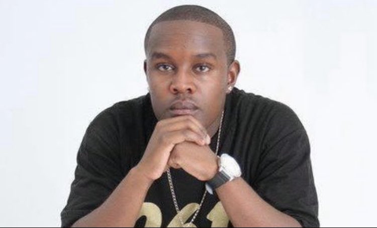 kevin_tangos's tweet image. “Catch me in the hood with my dudes on the corners, we always got Tipas and Marijuana on us” RIP BIG CATT