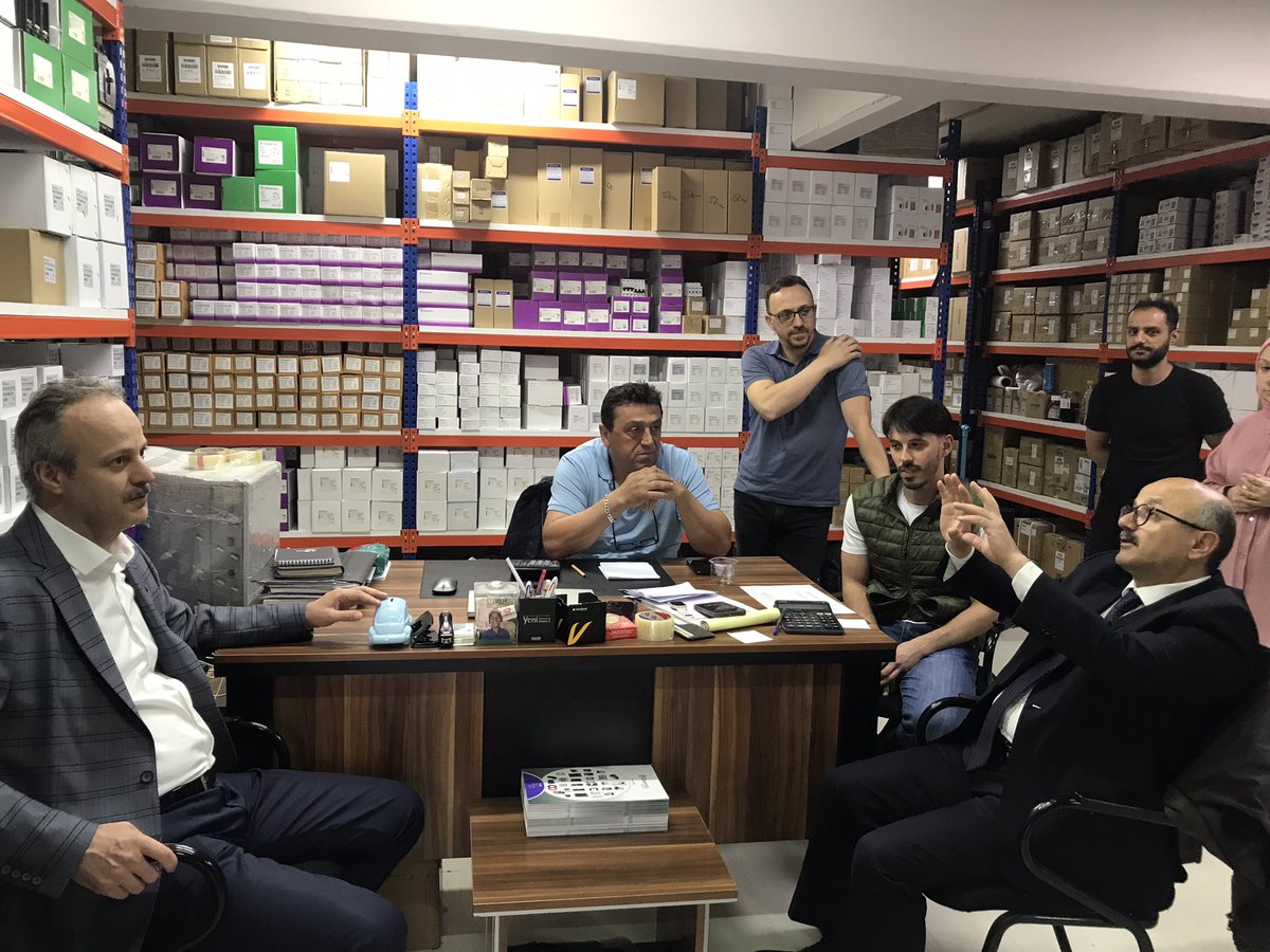 📍Bayrampaşa 

Muratpaşa mahallemizde esnaflarımızı ziyaret ederek 14 Mayıs da cumhurbaşkanımız <a href="/RTErdogan/">Recep Tayyip Erdoğan</a>’a desteklerinden dolayı teşekkür ettik.

<a href="/GBALEKOGLU/">Gökhan BALEKOĞLU 🇹🇷</a> <a href="/Suatdrtkrds14/">Suat Dörtkardeş</a> <a href="/kadirmusluu/">🇹🇷🇹🇷 Kadir Muslu 🇹🇷🇹🇷</a> <a href="/httgurel/">Hayrettin Gürel 🇹🇷</a>