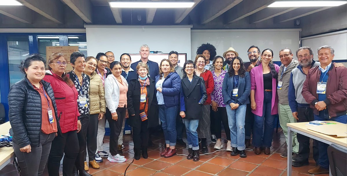 ILCLatinAmerica's tweet photo. Nos encontramos en Colombia para la 1° reunión del Comité Organizador Nacional del Foro Global de la Tierra 2025 🇨🇴 🌎

Juntos/as avanzamos en la definición de los temas prioritarios, la estructura del foro, y en los roles y compromisos que asumirán quienes integran el comité. https://t.co/1uJlf3CJbR