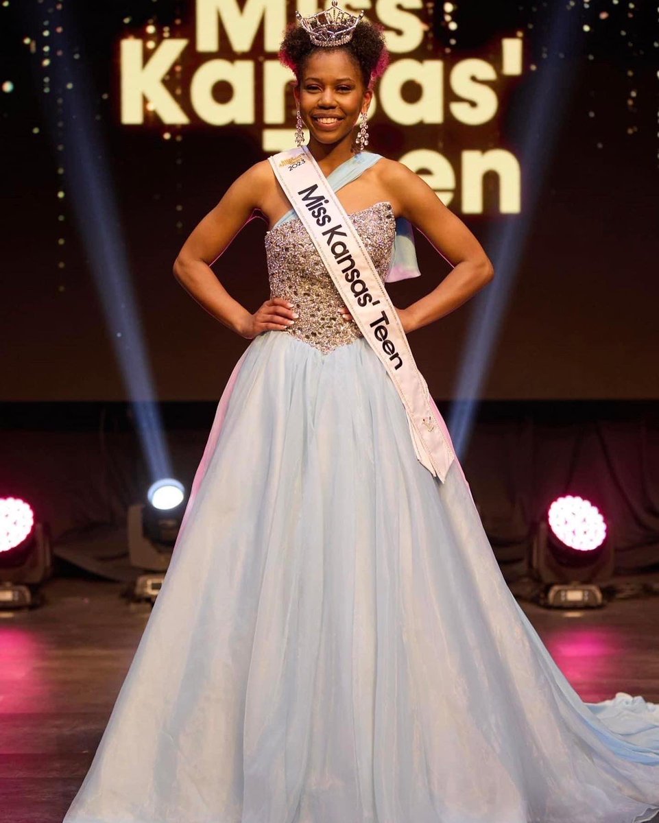 Look who’s coming on newstalk this morning. Can’t wait to talk to Miss Kansas' Teen, Erin Rolfe! Tune in to 12 News at 9:00 a.m. This is gonna be fun. Lol

#misskansasteen