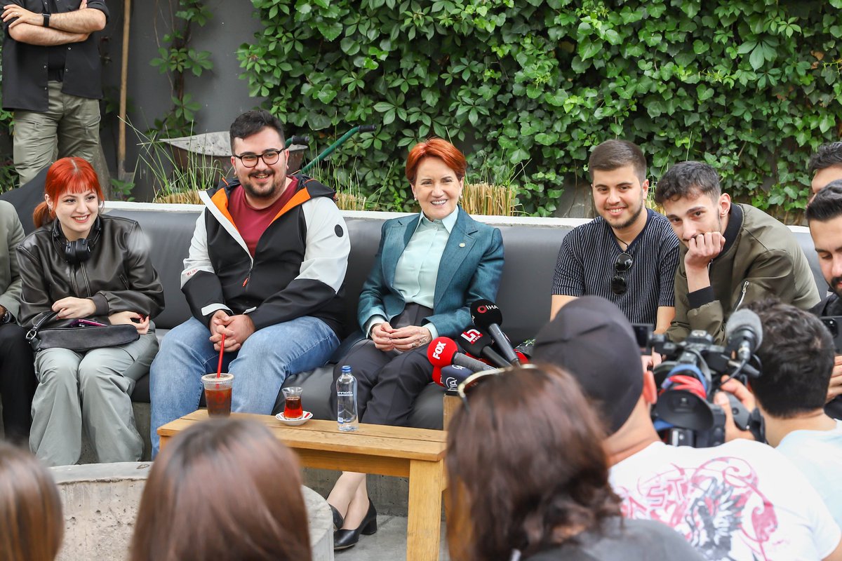 Meral Akşener tweet media