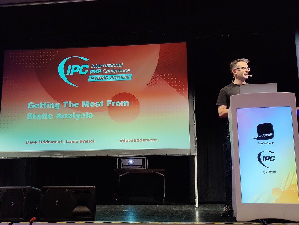 Ready for the amazing talk about static analysis in #PHP by <a href="/DaveLiddament/">Dave Liddament</a> in the <a href="/phpconference/">International PHP Conference</a> #berlin