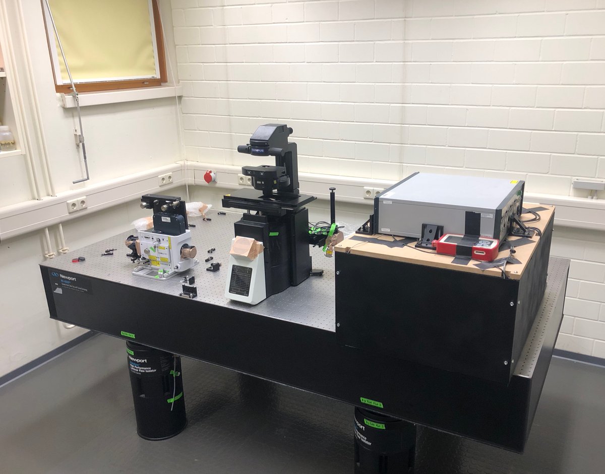 Our FLUCS setup arrived @KITKarlsruhe today.
Many new projects coming up. 
Reach out, if you are interested. 
@KSOP_KIT @Cluster3DMM2O 
#Biophotonics #Biophysics #Cellbiology #Robotics