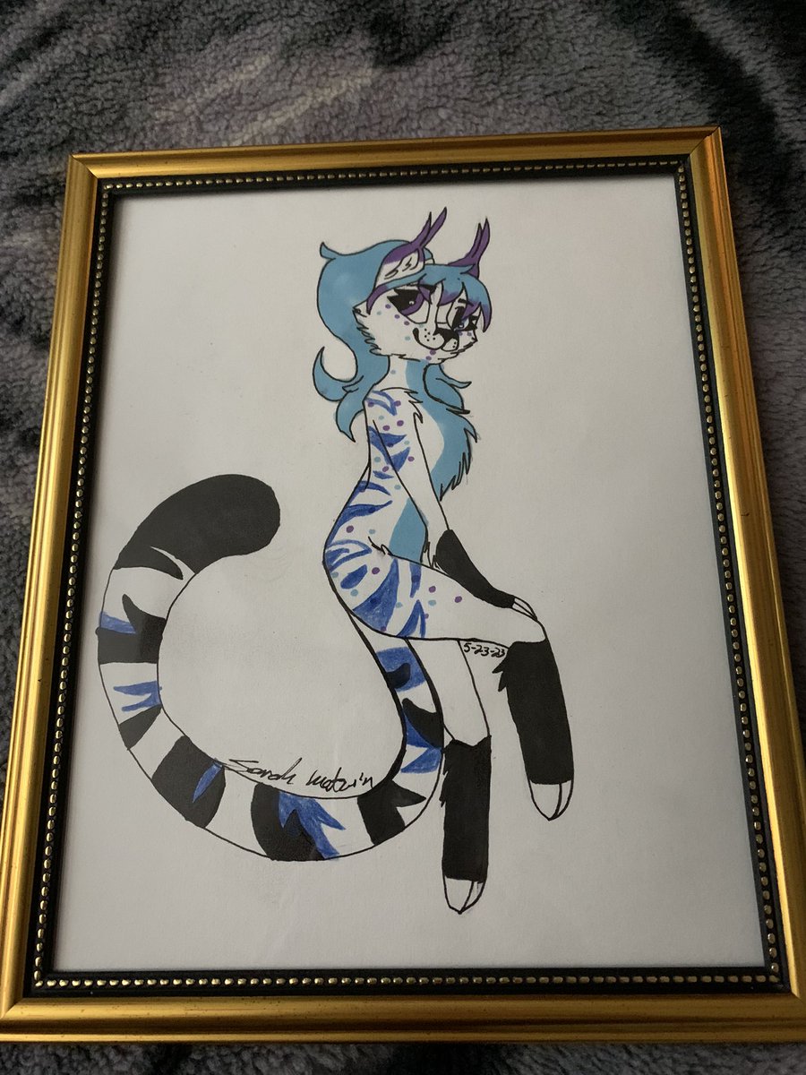 lttiger26's tweet photo. So, one of my coworkers from my job, her 17 year old daughter made these pictures for @Sharky289 and I!! Her daughter is into the furry fandom, and her artwork is amazing!! ❤️❤️❤️❤️❤️🐾🐾🐾🐾 https://t.co/m8eDDxHH3N
