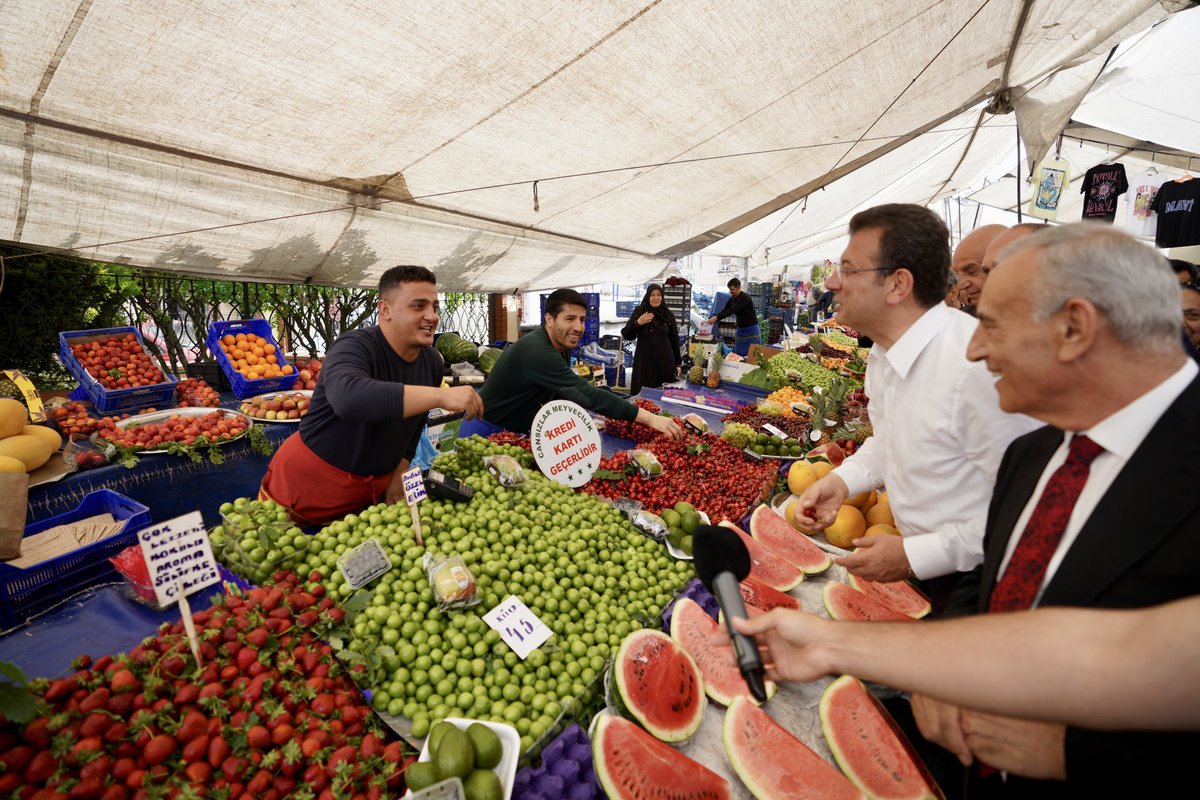 Milletin halinden haberdar olmayanların bu ülkeye faydası olmaz. Küçükçekmece Halkalı Pazarı'dayız.