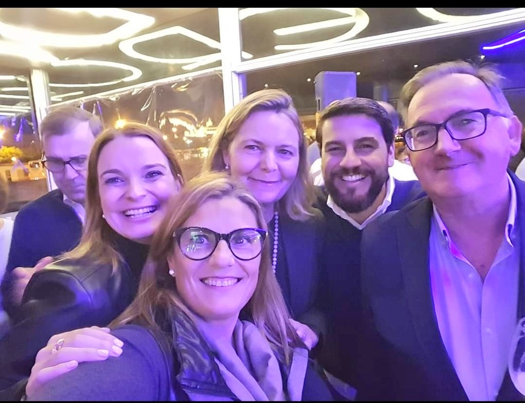 Molts d'anys estimada, que aquesta semana puguis celebrar moltes  més coses
#prohenspresidenta