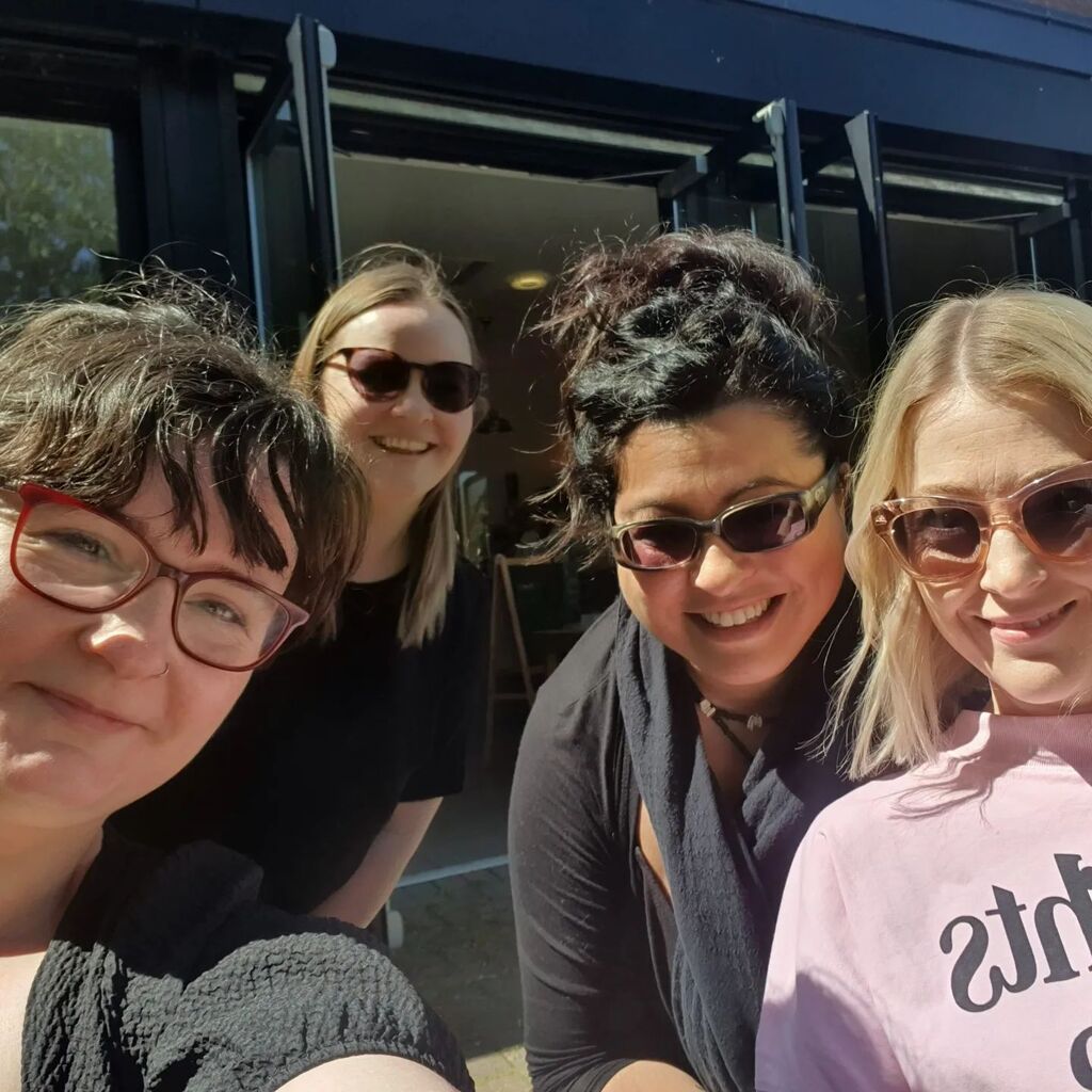 What a lovely way to spend the morning. Thanks Homemade for hosting the new Small Business Britain #netwalk. Really enjoyed seeing some familiar faces and meeting some new people. Oh, and the cake! Really enjoyed that too!

#network #networking #netwalki… instagr.am/p/CsoKB5wNh59/