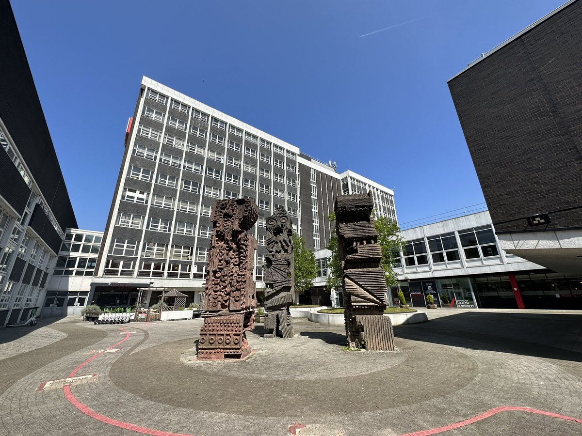 sprayingtherays's tweet photo. Today was the last in campus teaching day of 2nd year. I remember sitting here at the start of 1st year, and it’s nice to see how far I’ve come, but there’s still so far to go! #studentrads #raddiary @salfordrads @UoS_HealthSoc https://t.co/Nzi6u9yYng