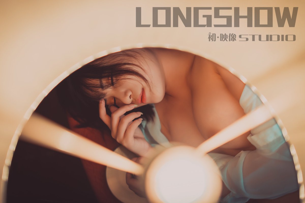 台灯也可以这样玩 https://t.co/nGS8dUniSQ