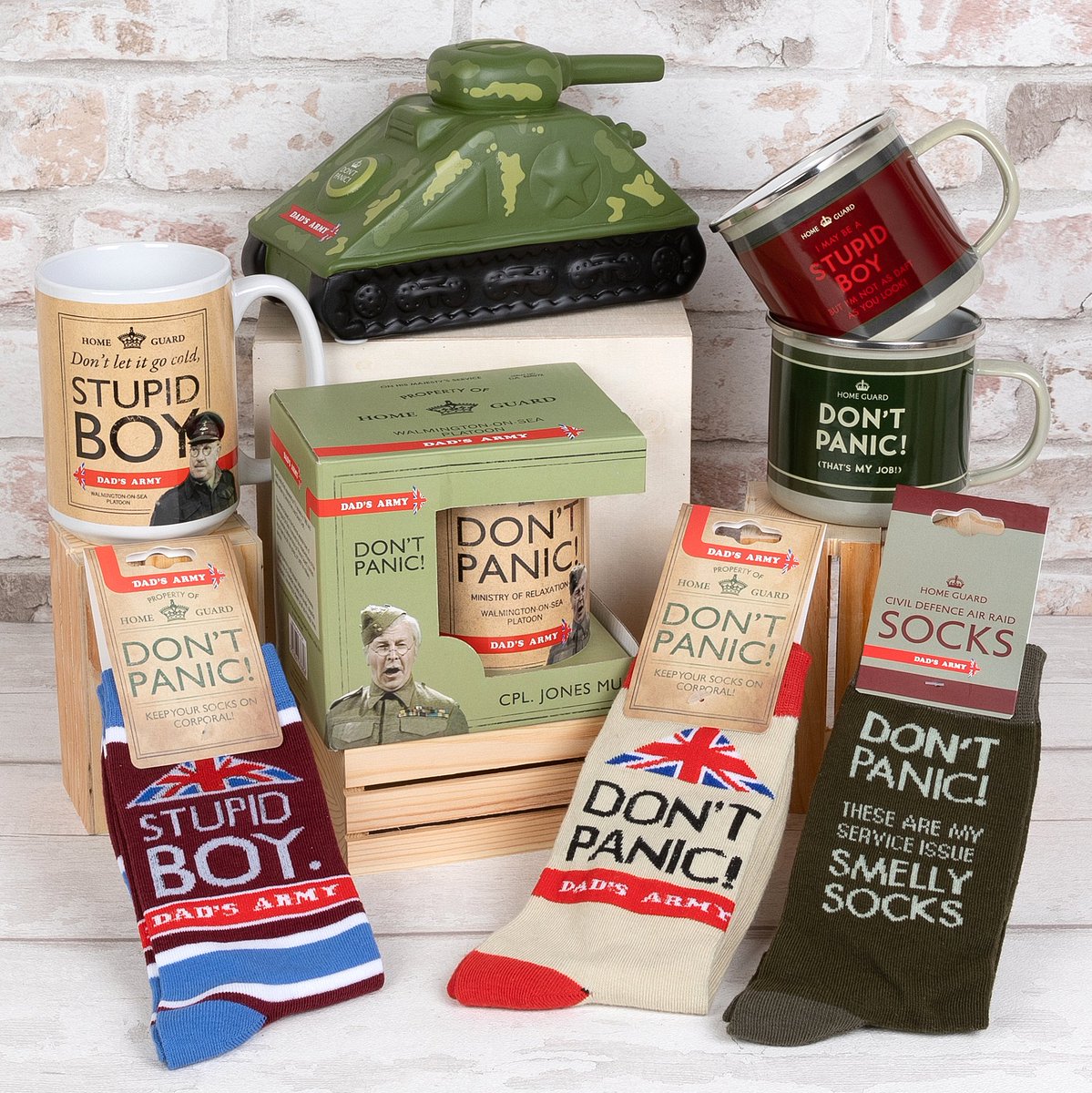 We have a great selection of gifts for father's day.
To see all our men's gifts online please follow the link;
//shop.joedavies.co.uk/category/fathers-day
#joedaviesgifts @joedaviesgifts  #gifts #giftware #giftideasuk #giftinstyle #giftidea #giftingideas #giftingideas #giftinspo
