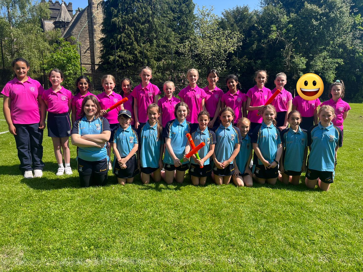 Thank you to our friends @SHSJUNIORPE for a fabulous afternoon of U10’s Rounders! Amazing team work and communication on display resulting in a draw! Well done girls ⭐️⚾️⭐️🥎
