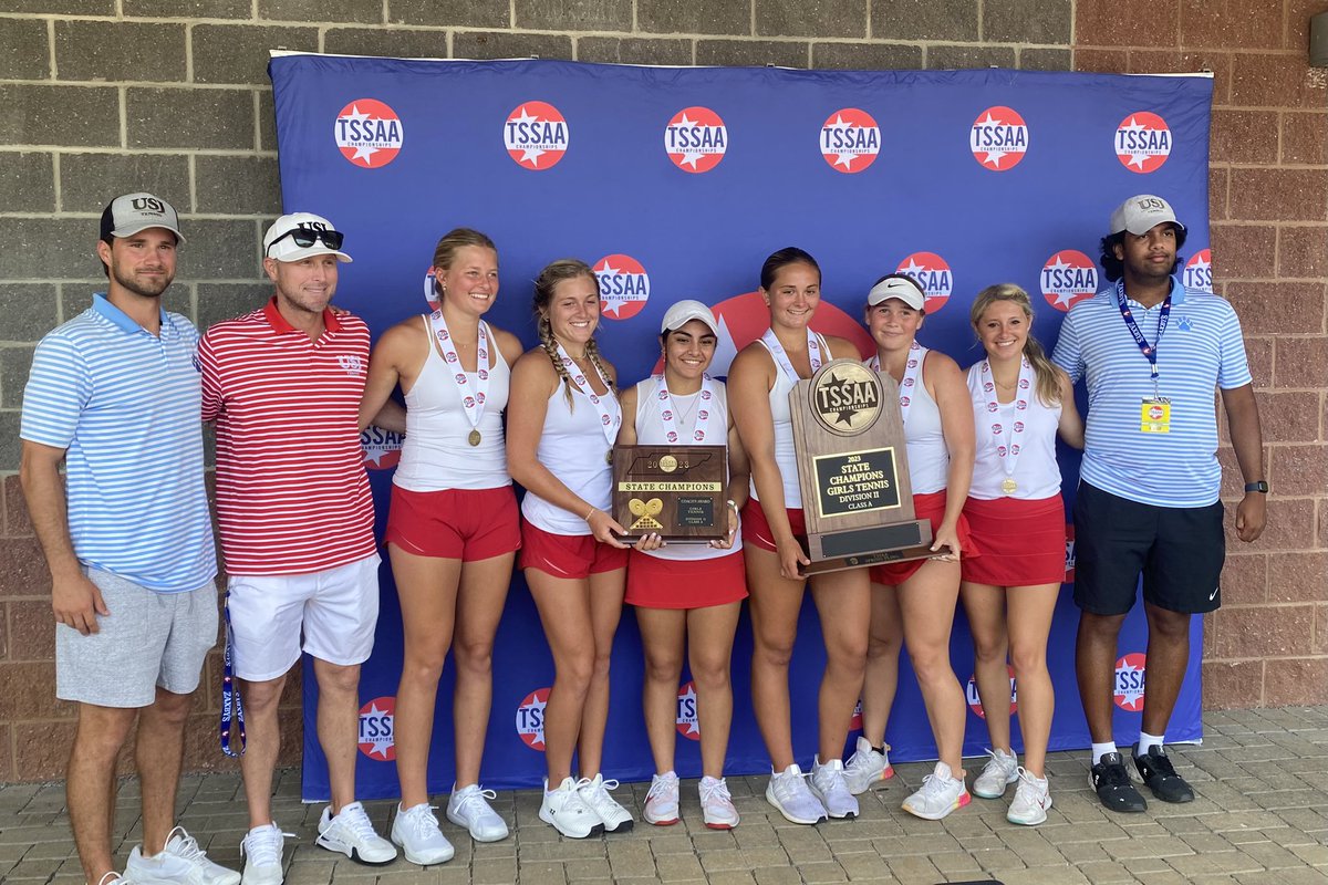 USJAthletics's tweet image. Congratulations to the TSSAA DII A Girls Team State Champions 🥇🏆

Way to go Lady Bruins!!!!