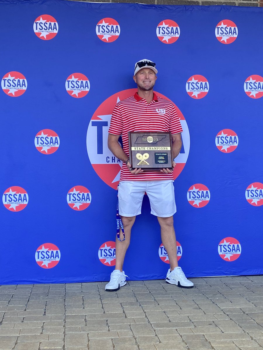 USJAthletics's tweet image. Congratulations to the TSSAA DII A Girls Team State Champions 🥇🏆

Way to go Lady Bruins!!!!