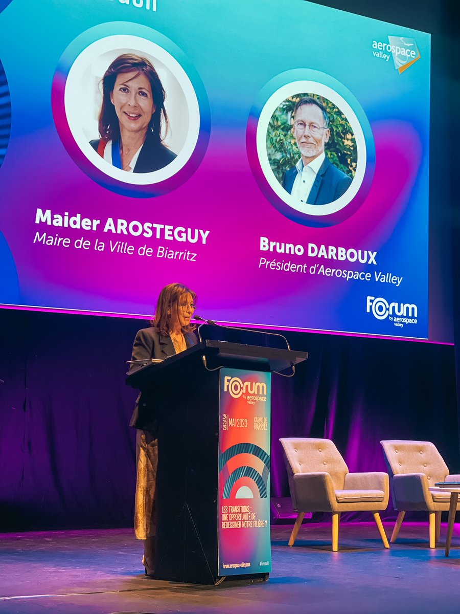 AerospaceValley's tweet photo. [#ForumAV] Lacement du Forum by @AerospaceValley ! Nous sommes ravis de vous accueillir.
M.Arosteguy, Maire de la Ville de Biarritz, nous a fait le plaisir d’inaugurer cette édition aux côtés de B.Darboux, Président.
Suivi du discours d'ouverture par S.Israël d'@Arianespace. https://t.co/PJ9n6BBmLc