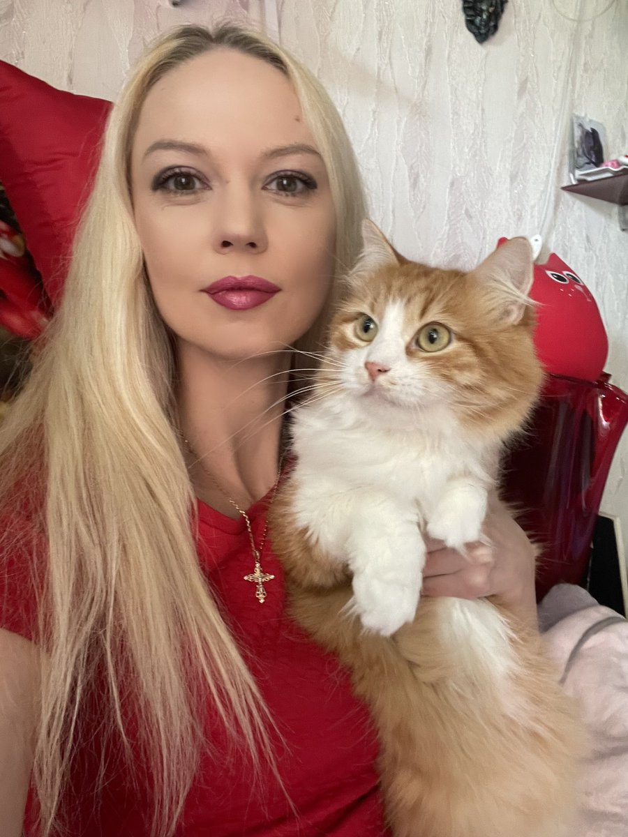 Anchiktigra's tweet photo. Пытаюсь выглядеть лучше своего кота.
Пока не очень получается 😀
P.S. “Когда все люди будут такими, как коты в два часа дня, мир достигнет совершенства”.
Грегори Дэвид Робертс. Шантарам.
#селфи #selfie #selfiewithcat #селфискотом #кот #cat #cats_of_world #cats #Ukrainiancat https://t.co/lFS2Hhc0XH
