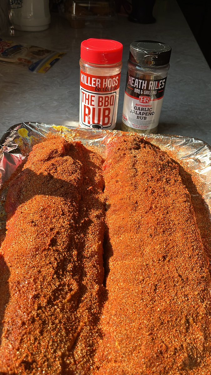 ImJimR87's tweet photo. It’s also #RibDay here with @HowToBBQRight and @HeathRilesBBQ https://t.co/WuZJJ6zKOf