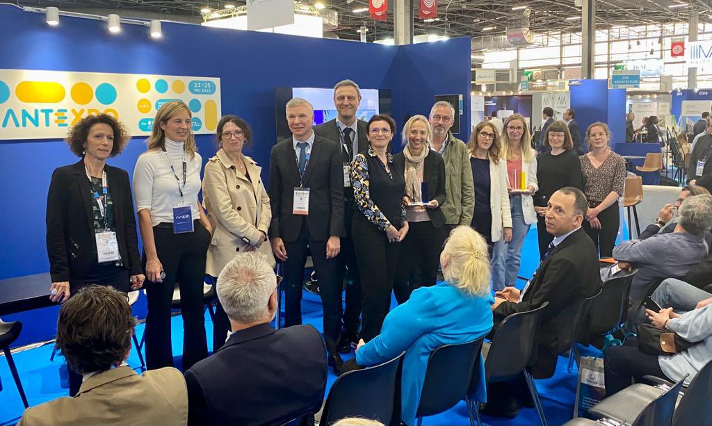 Mutuelle Nationale des Hospitaliers (@mnhmutuelle) on Twitter photo #TROPHÉES
Remise des trophées MNH Qualité de Vie et des Conditions de Travail et Architecture en #santé organisé en partenariat avec l’<a href="/uafs_sante/">Union des Architectes Francophones pour la Santé</a>. #TROPHÉES
Remise des trophées MNH Qualité de Vie et des Conditions de Travail et Architecture en #santé organisé en partenariat avec l’<a href="/uafs_sante/">Union des Architectes Francophones pour la Santé</a>.