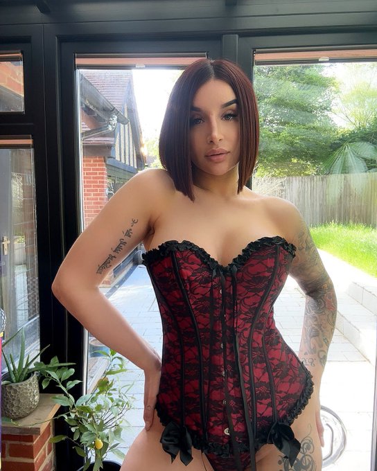 I&rsquo;m online &amp; playing&hellip; cum join me 😈💦  https://t.co/K19JXQ4uIb https://t.co/TFVkZOklOA