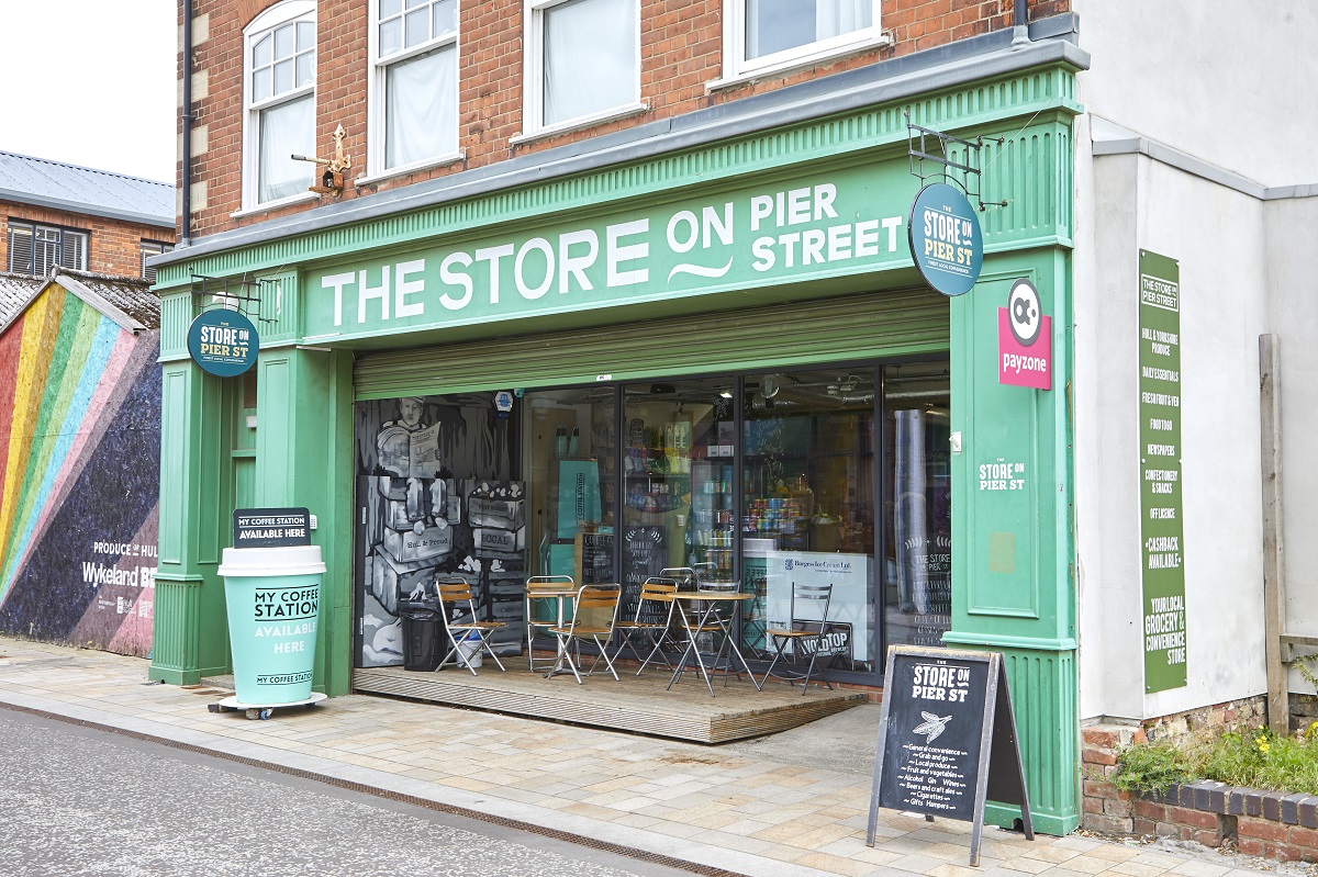 FruitMarketHull's tweet image. Did you know there's a convenience store in #FruitMarketHull?

@TheStoreOn Pier Street is a modern take on the traditional corner shop. From fresh and frozen goodies to all the everyday essentials - they've got it covered!

🟩 Open daily
🟩 3-4 Pier Street