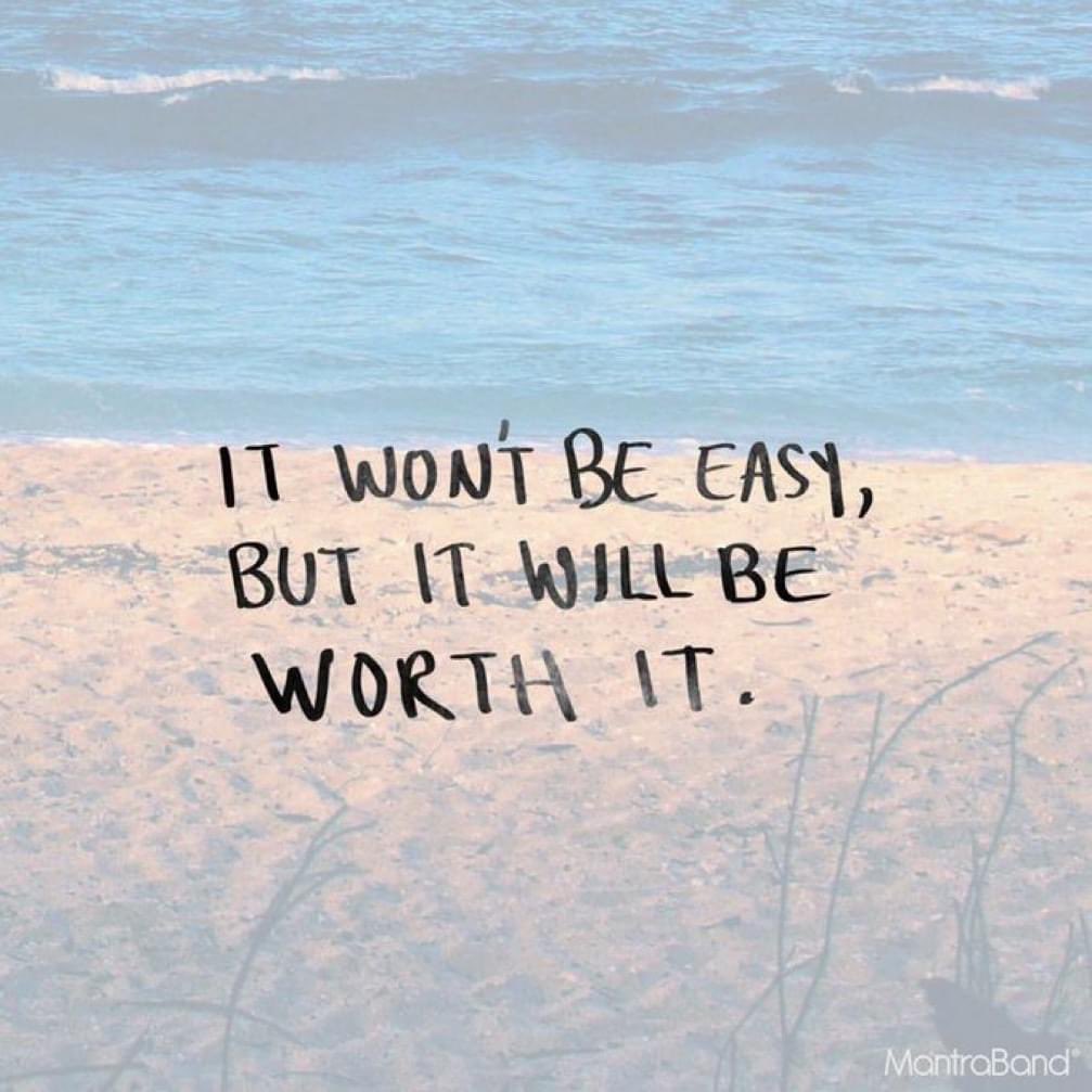 Wanbi46's tweet photo. A reminder to continue working on your dream in silence. No envy. No distractions. ✨

- uptown mall https://t.co/8jZHAxir7O