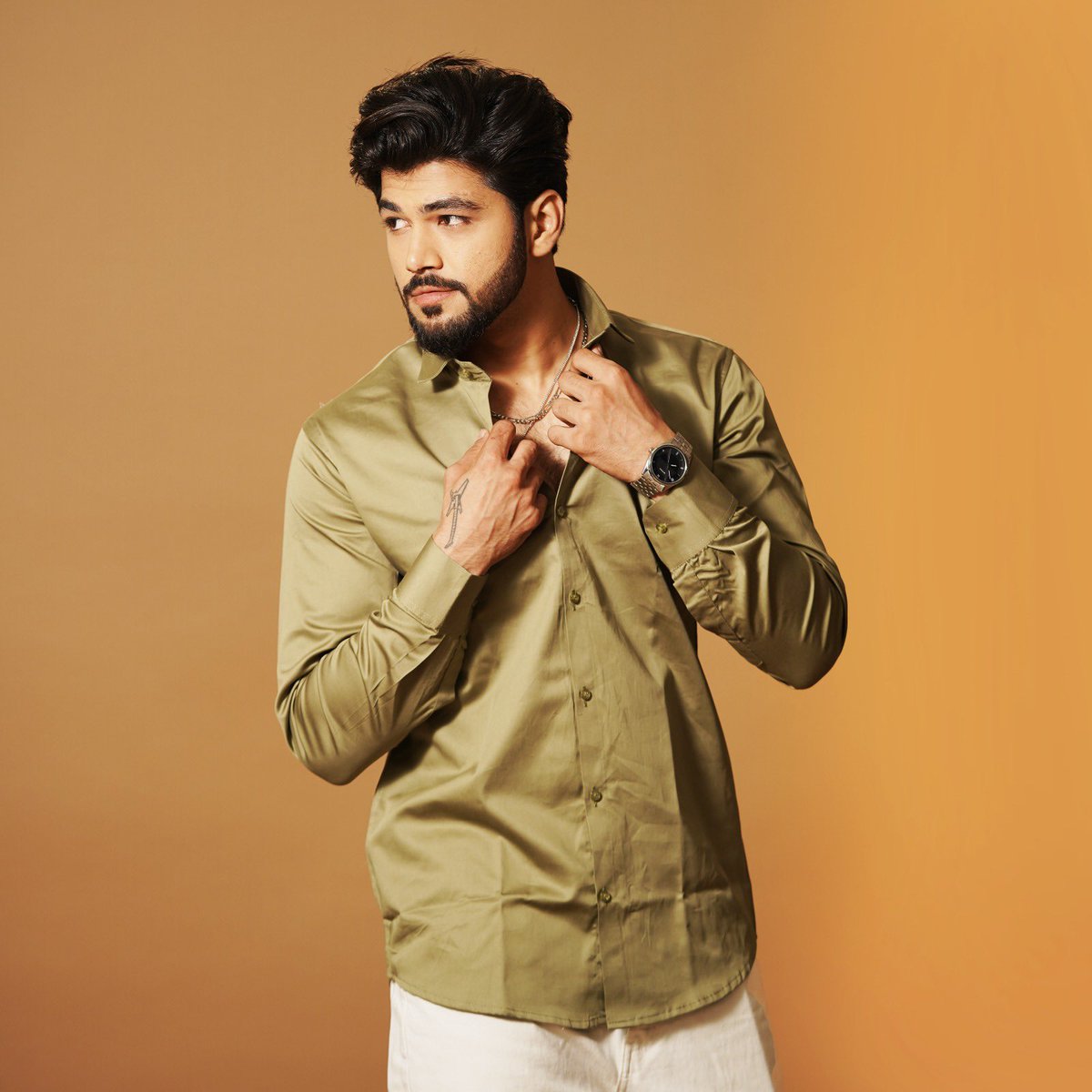 getYANZed's tweet photo. Let us know your pick in comments section below👇

#yanz #pickyourstyle #whatsyourpick #commentbelow #menshirts #menfashion https://t.co/zuCQpKsaNY