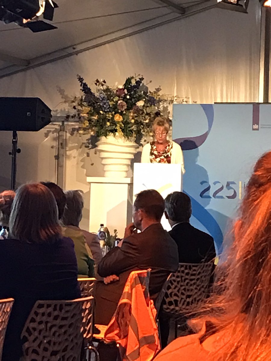 Lilian vanden Aarsen tweet media
