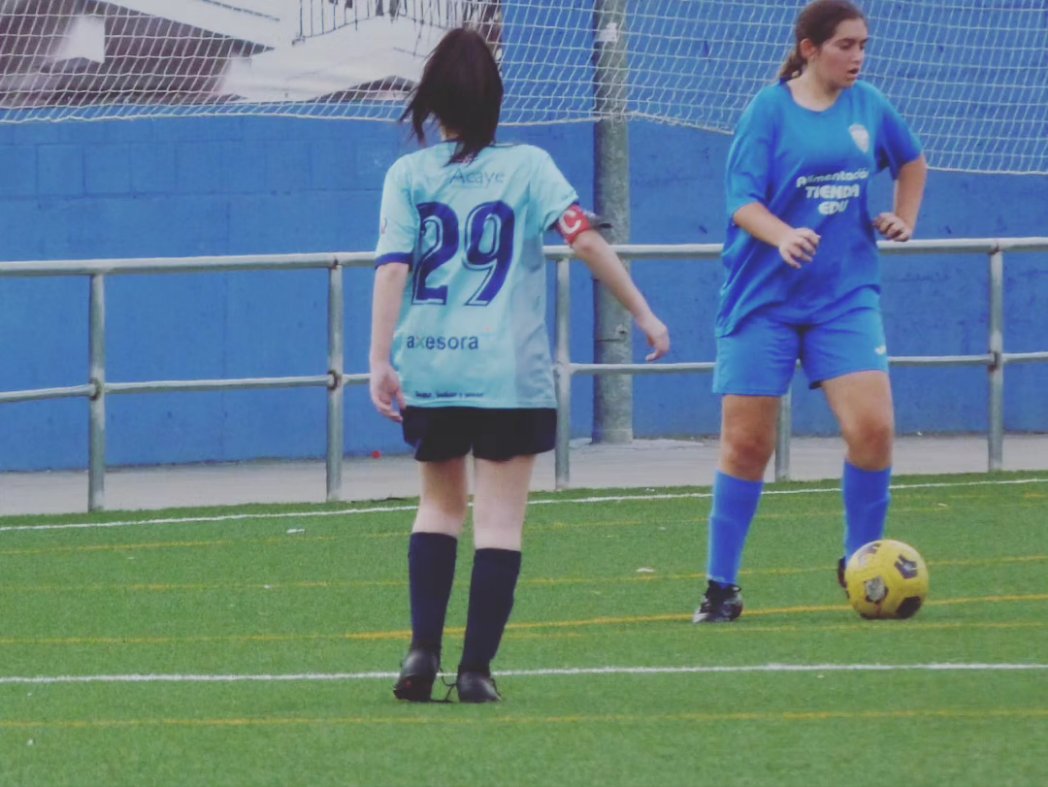 JUVENIL

Último partido de liga de nuestras juveniles y nueva victoria para un equipo que ha terminado la temporada con una nota de SOBRESALIENTE.