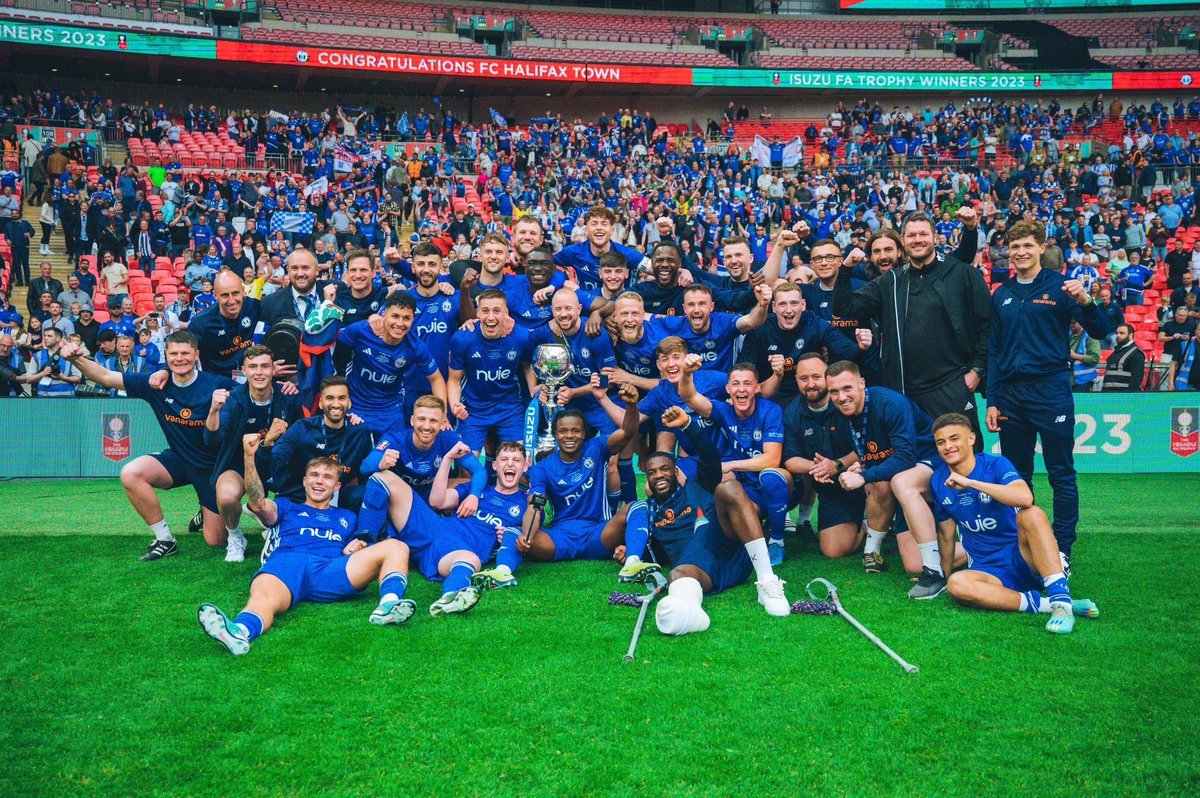 CalumSMacLeod's tweet photo. An unbelievable way to finish off a crazy season. What a year it has been with this group of staff and players, a huge achievement for everyone involved at the club. FA Trophy winners 2023 🏆 @FCHTOnline https://t.co/LlNH5iatAo
