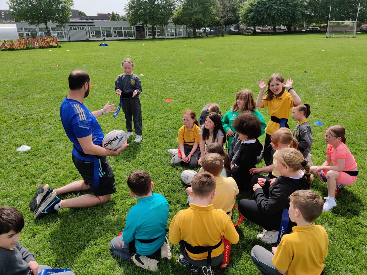 raymccabe474's tweet image. Fantastic energy from the kids in 2nd - 6th classes in @stbenedictsand1 in Kilbarrack yesterday. Well done all. @dccsportsrec @LeinsterBranch #FromTheGroundUp #Activeflag @Aldi_Ireland