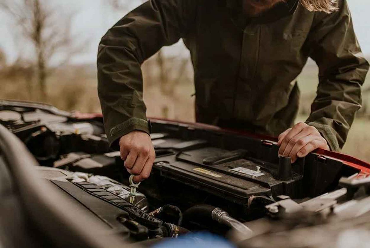 What is Basic Maintenance of a Car?
#basiccarmaintenance #cars #carmaintenance #maintenance #AutoShrine
