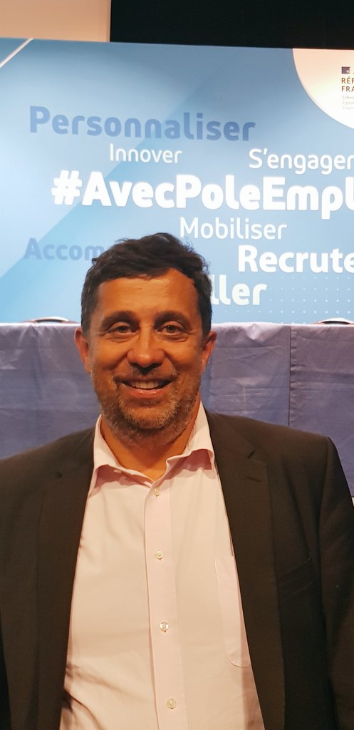 "Le #numerique est partout. Il y a beaucoup d'opportunités pour toutes les #compétences. Notre mission est de répondre aux besoins des entreprises. 2023, 7000 projets d'embauche en PACA. Le programme Google Career certificates est un accélérateur d'insertion." <a href="/pascalblain13/">pascal blain</a>