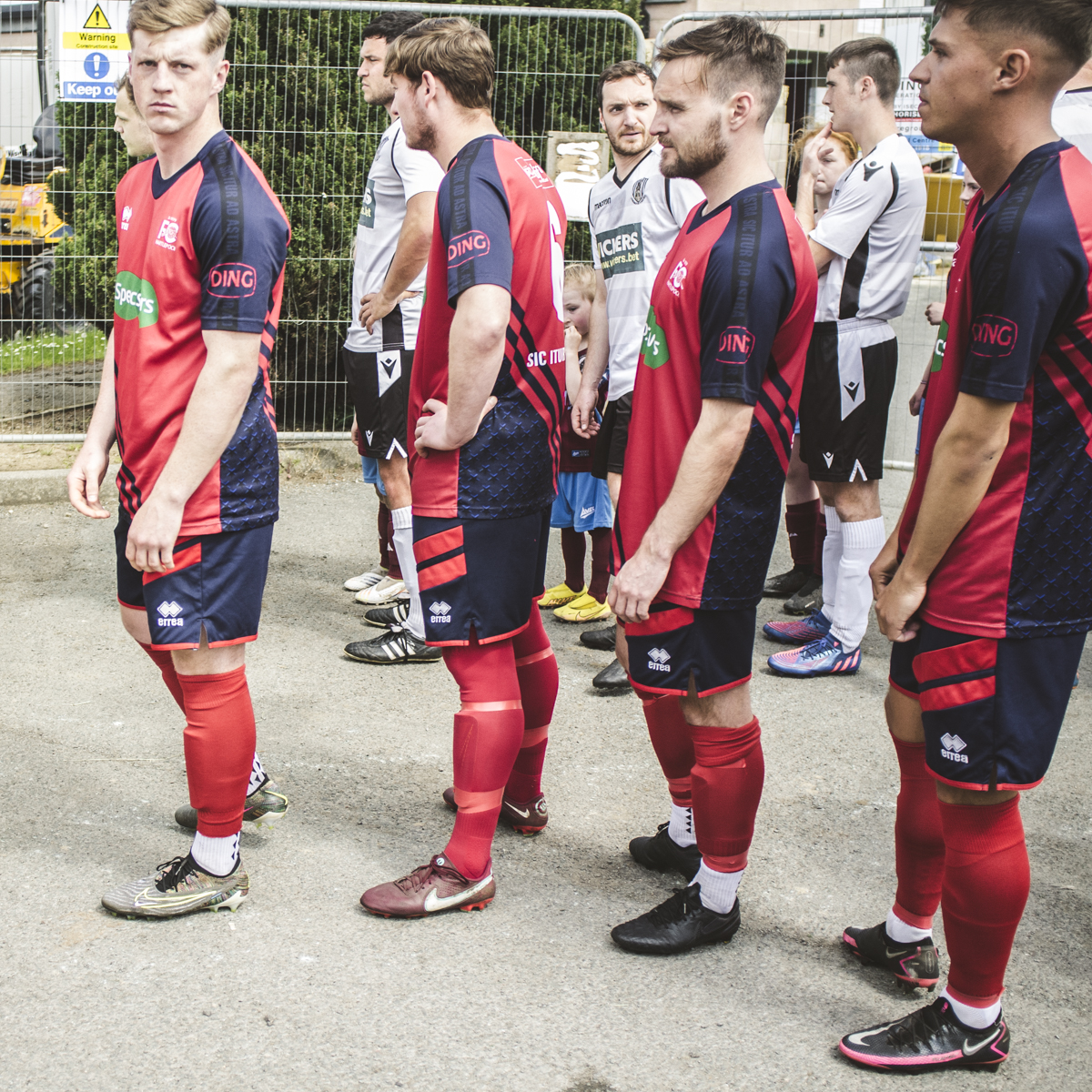 gallagherphoto's tweet photo. Non-non-league football. Shipowners Cup since 1898. Crunching tackles and a food-truck pub on site.
#football #soccer #nikefootball #adidas #sports #sportsphotography #sportsphotographer #documentaryphotography #documentaryphotographer #reportagephotography #reportagephotographer https://t.co/Q8aFYFEA6H
