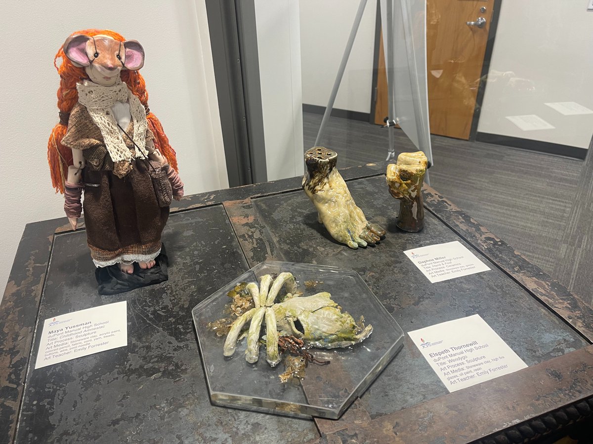 JCPSarts's tweet image. Delivered and installed new 3D artwork May 9th to @kycommissioner's office from @duPontManual VAM and @PRP_Panthers art students.  @tkonz @JCPSKY @JCPS_CAO @JCPSAsstSuptTL @JCPSAsstSuptHS @JCPSHighEA_AofL @duPontManualVA @PRPdesign