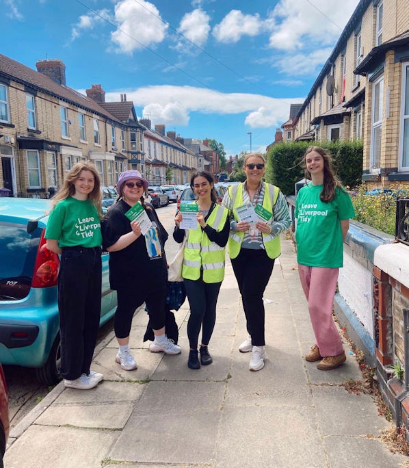 Staff & Students, it's time to Leave Liverpool Tidy! Join @LiverpoolGuild 5 June, 9:50am to collect donations left by fellow students and residents. Don't worry if you can't make the whole day, we would love to have you join for however long you can liverpoolguild.org/events/leave-l…