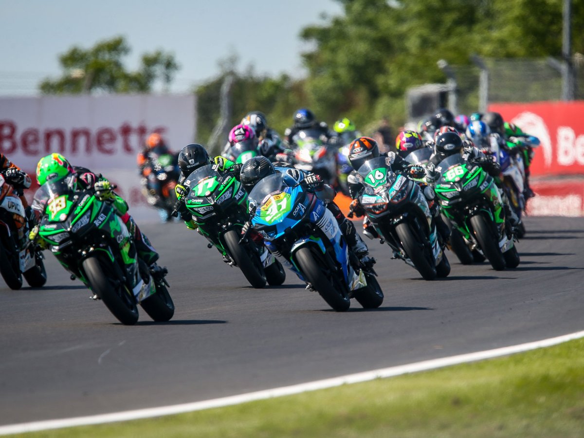 Nathan-Ellis Ward was at Donington over the weekend for round 2 of the HEL British Junior Supersport.

You can read our full race report on the Cigma Racing website.

cigmaracing.com/bike-team/juni…

#doningtonpark #motorsport #cigmaracing #motorbikeracing