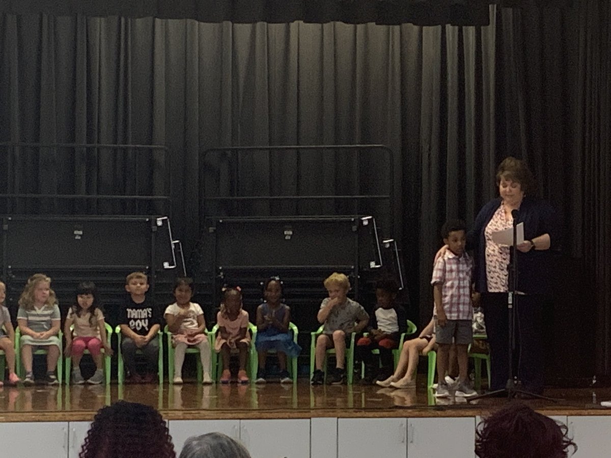 PrincipalJWSE's tweet photo. We had the pleasure of recognizing our PreK students this morning. Kindergarten Here We Come!!!  @SeabrookBobcats @CCSSuptConnelly @mboyd_boyd @mellottahill1 https://t.co/1ppuHO5Dco