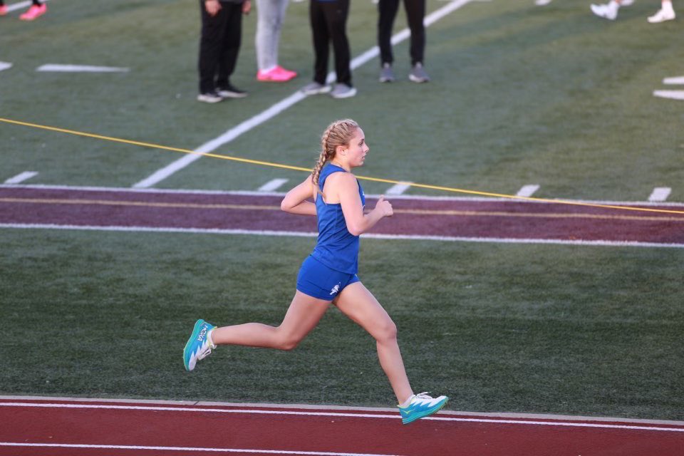 NEW SCHOOL RECORD ALERT! <a href="/heidi_giannini/">Heidi Giannini</a> broke the 3200M record this postseason with a time of 11:41.22! Great work!
