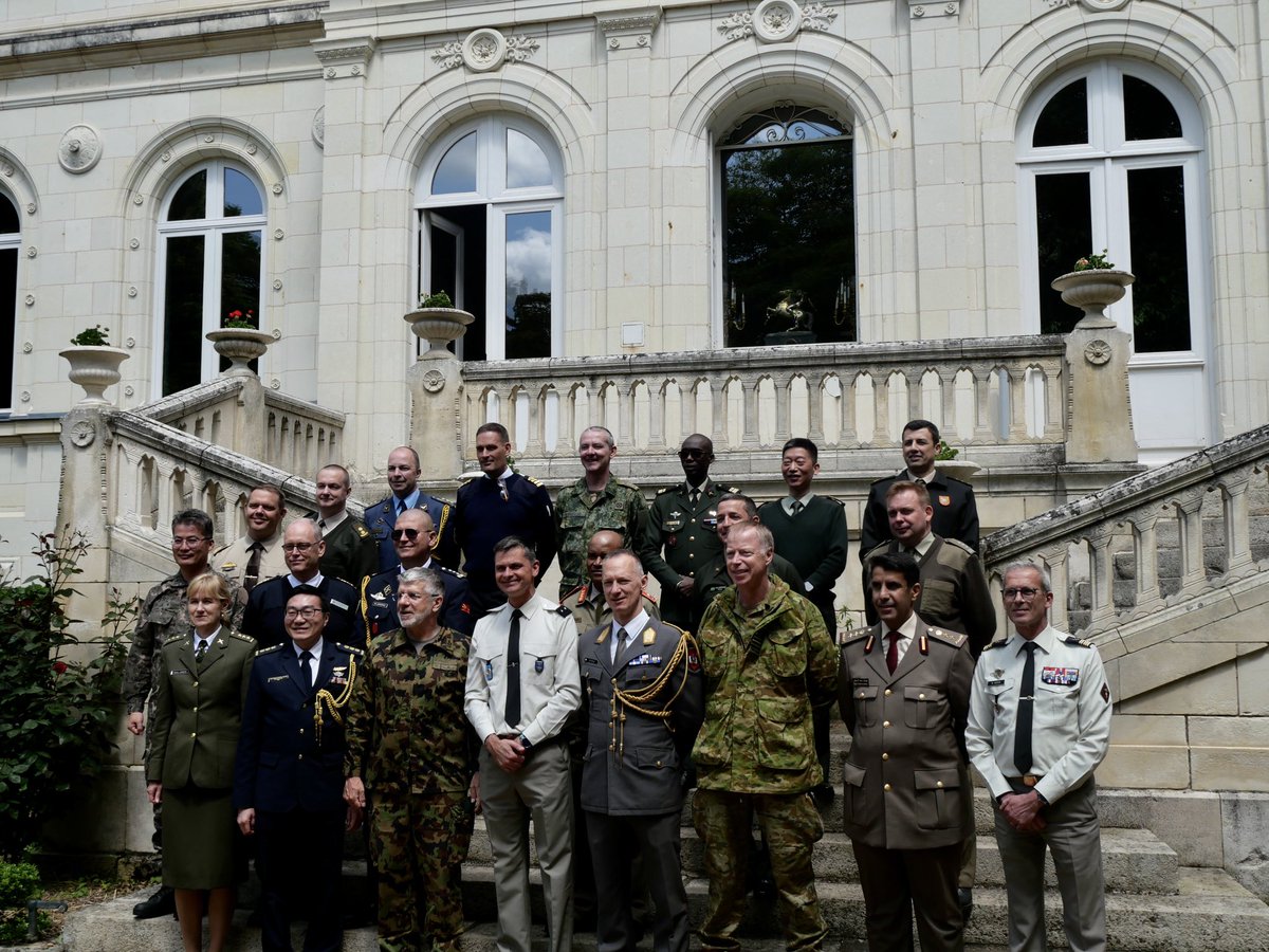 Officier général relations internationales Terre on Twitter 
