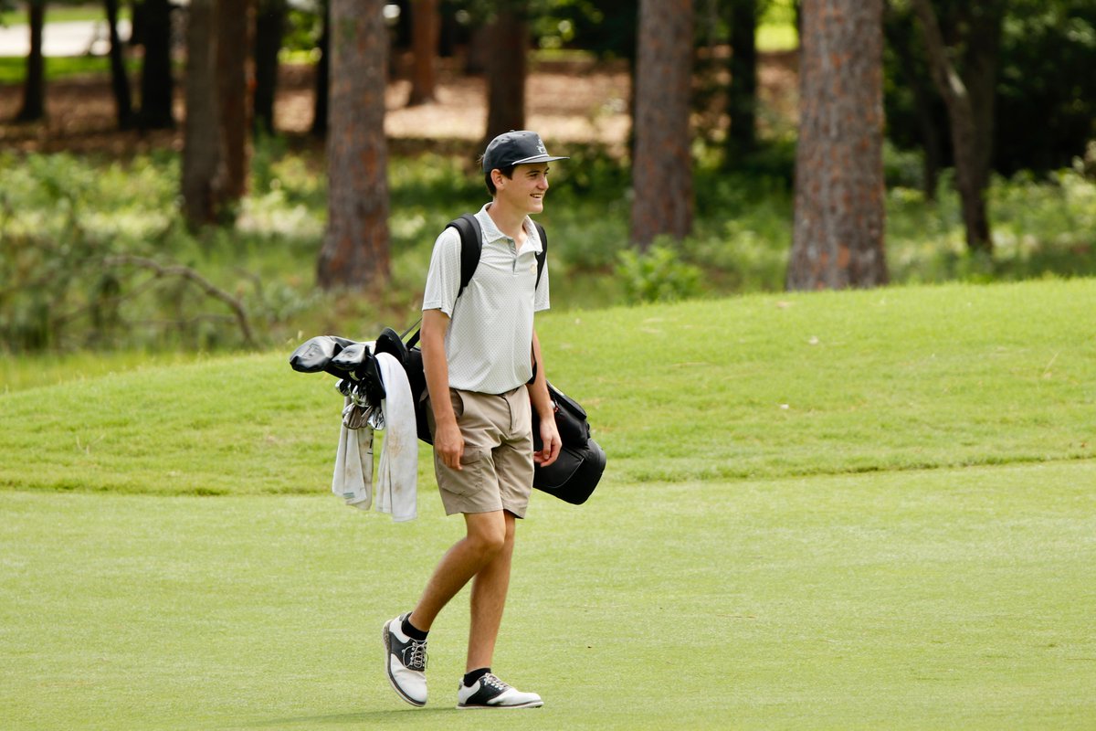 Trojan_Golf_'s tweet photo. Congrats to these two guys! Edward Fleck set a Carrollton Freshman scoring record this year (77.94) and Luke Able broke the single-season Carrollton scoring record (73.33): https://t.co/ctuTMLyCkI