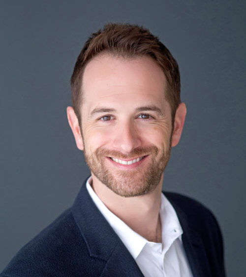 For Mental Health Awareness Month, Dr. Jason Moser, a psychophysiologist, shares steps people can take to address their mental health and why he believes in a holistic approach.

⭐️Read more: psychology.msu.edu/news-events/ne…

#MSUPsychology #MSUSocialScience #MentalHealthAwarenessMonth