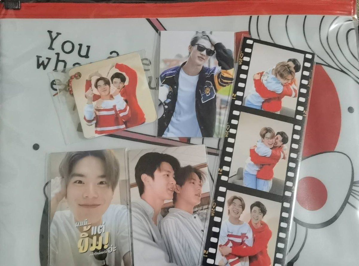 jollxccc's tweet photo. เนื้องจากยอดติดตามบ้านมูนปิง ครบ 900 คน ทางเราจึงจะมีการสุ่มแจก กอวยกเซต ทั้งหมด 3 คน เซตกอวเป็นแบบสุ่มครับ 🤍🌙 https://t.co/XykZcNka8d