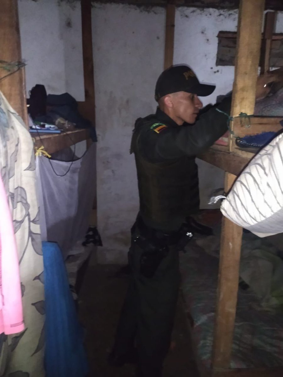 Departamento de Policía Caldas tweet media