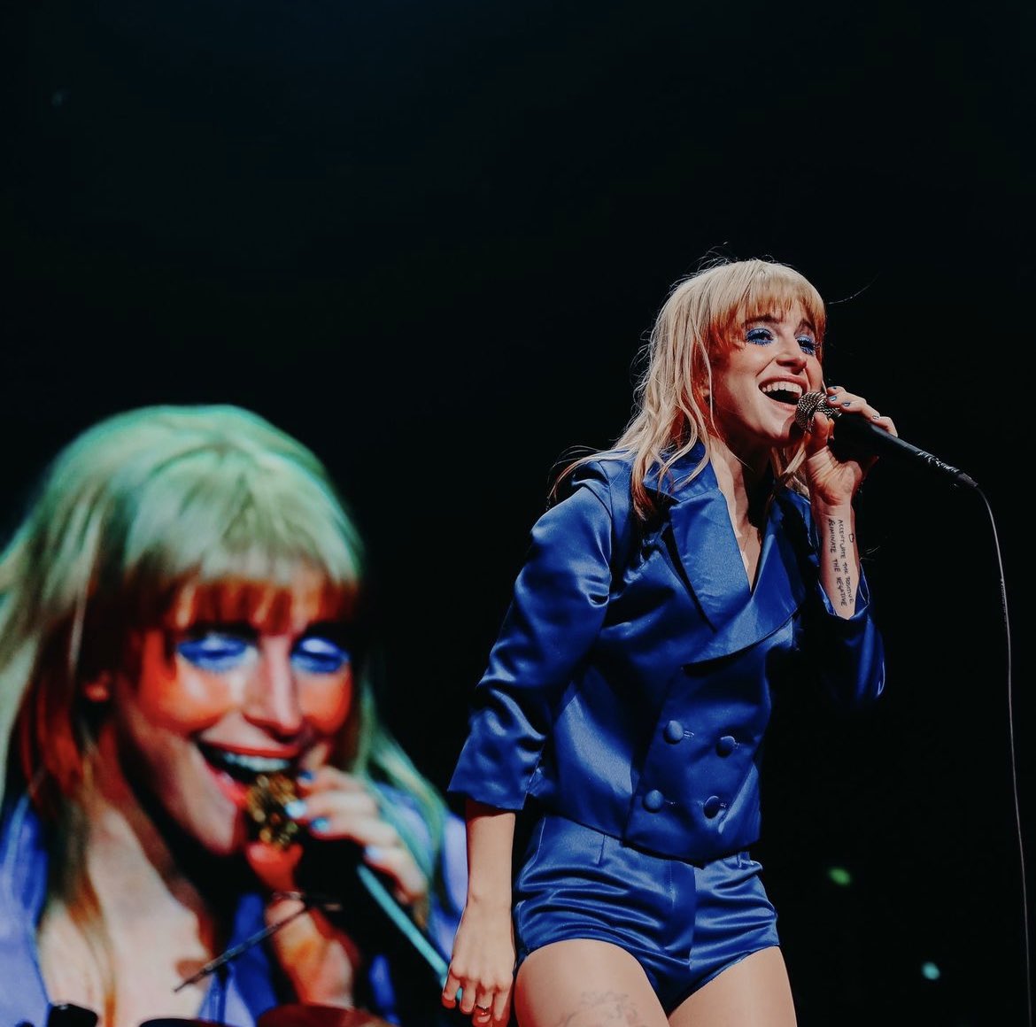 paramore_tour's tweet image. New HQ photos #ParamoreCharlotte

via @spectrumcenter