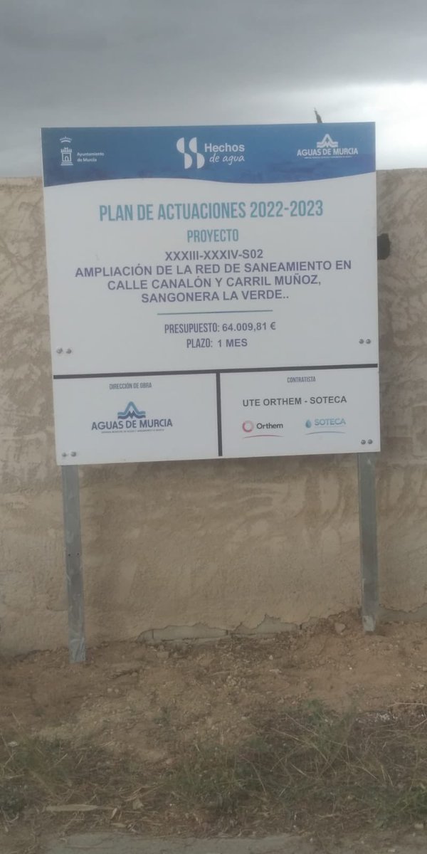 CarmenFructuos4's tweet photo. Gobernamos con hechos!!.
Visitamos las obras de la nueva red de saneamiento que dará servicio a 6 familias de Cl Canalón y Carril Muñoz de Sangonera La Verde.
Tras más de 20 años de promesas incumplidas ven como por fin sus peticiones han sido atendidas.
#seguimosprogresando https://t.co/SMt2FjR0F3